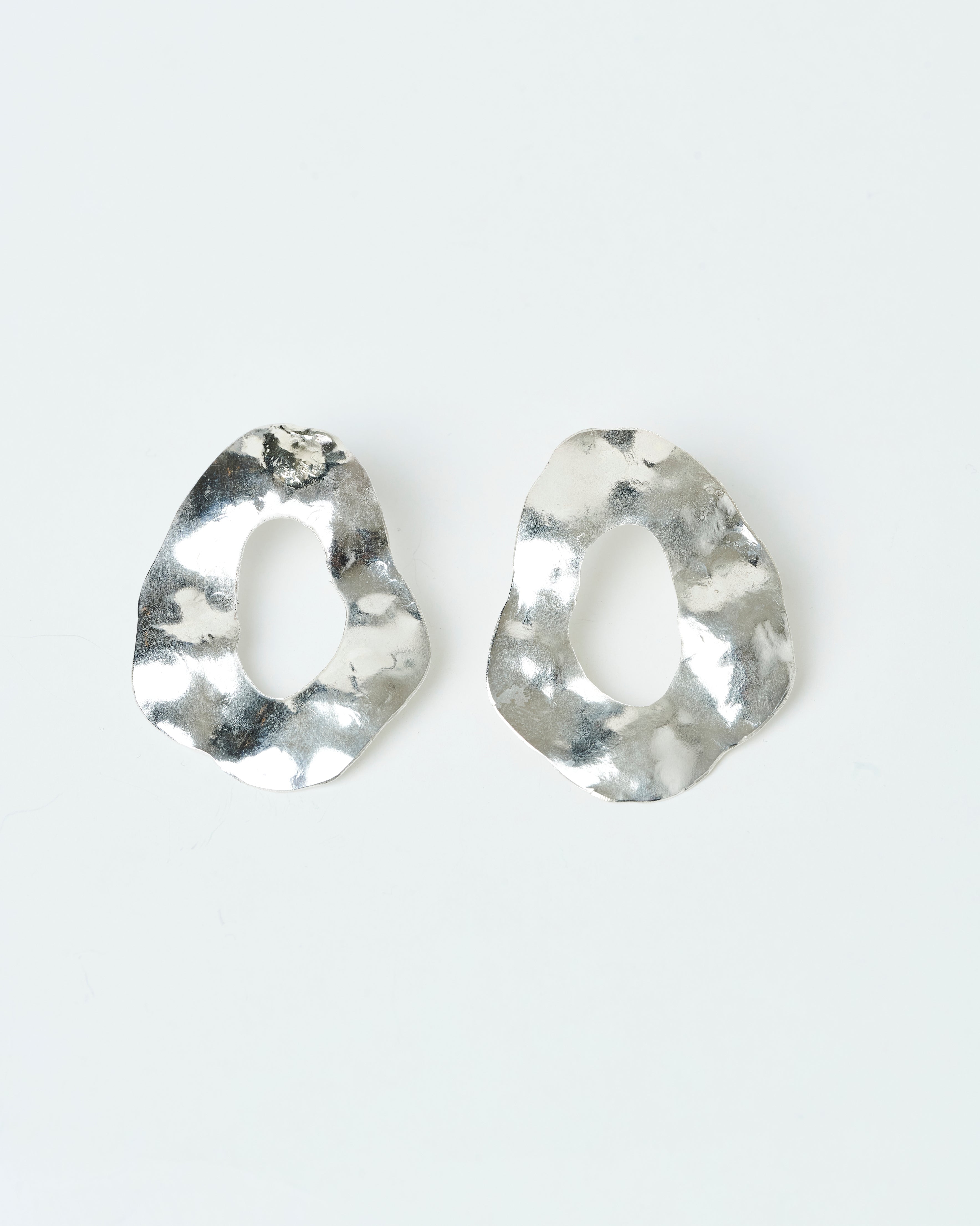 Aros corvo plata