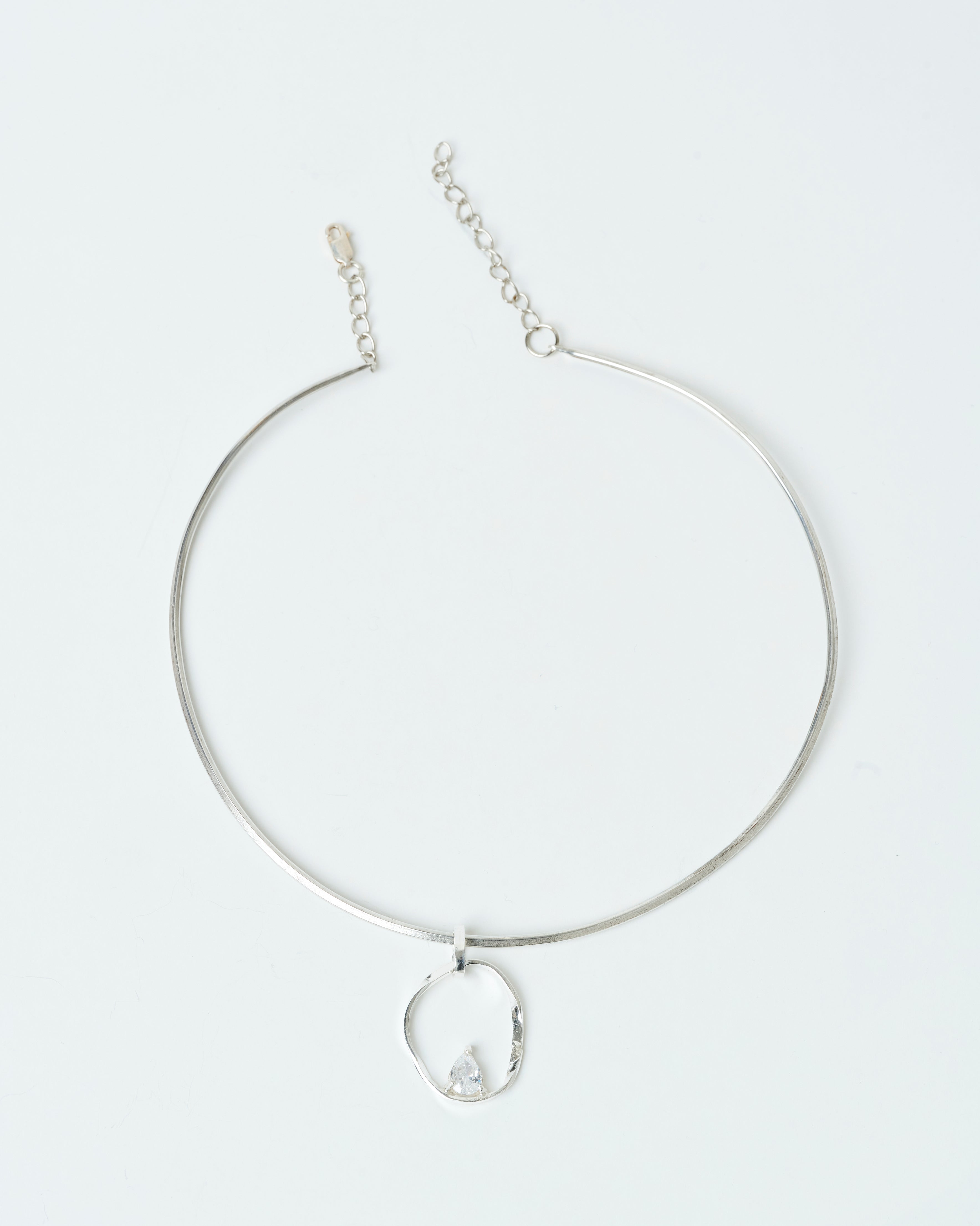 Choker Mare piedra blanca