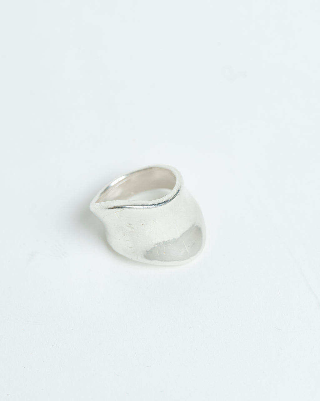 Anillo corvo