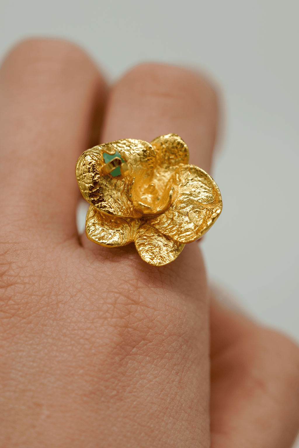 Anillo Orquídea - esmeralda